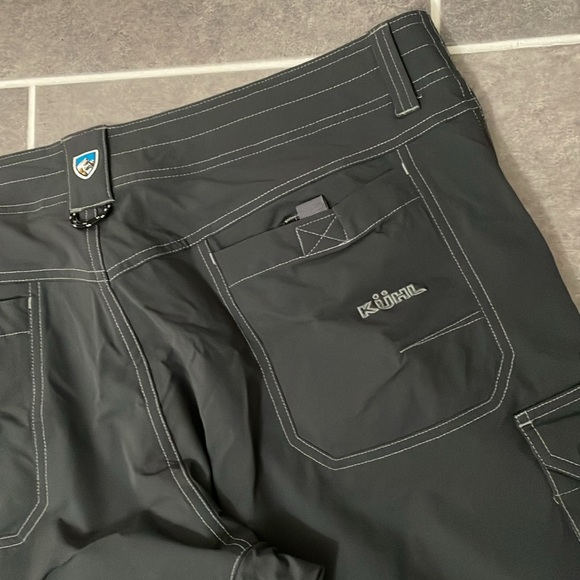 KUHL RENEGADE™‎ CARGO CONVERTIBLE size 40X30 - Picture 10 of 11